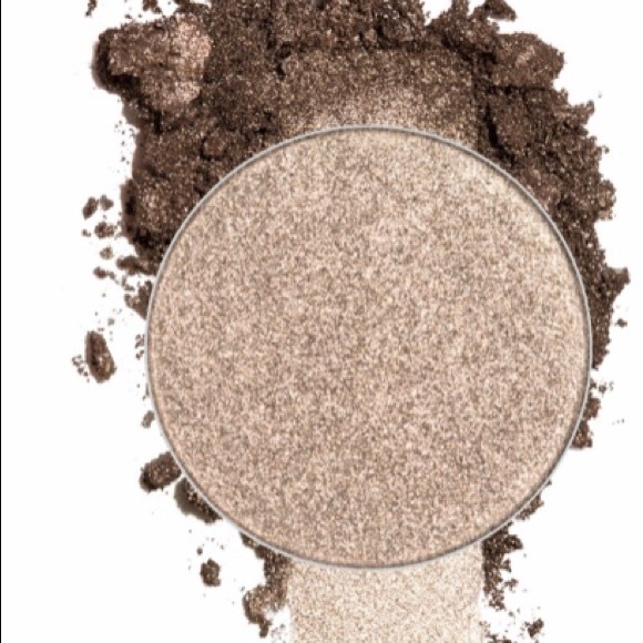 Kylie Cosmetics Other - Kylie’s - Marry Me / Single Eyeshadow Kylie Cosmetics Other - Kylie’s - Marry Me / Single Eyeshadow
